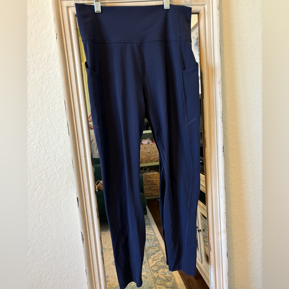 Fabletics navy leggings